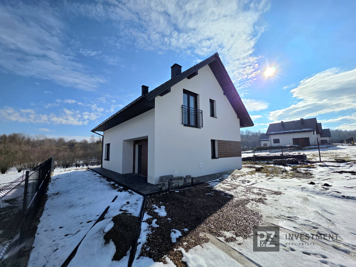 Atrakcyjny dom wolnostojący w stanie deweloperskim