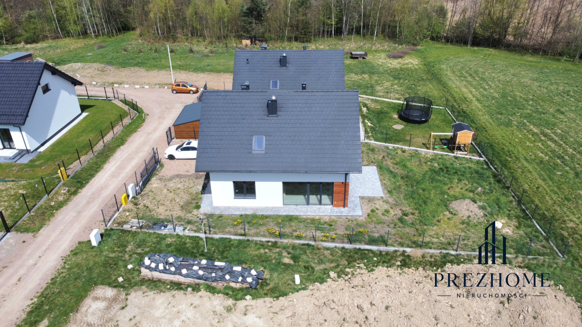 Atrakcyjny dom wolnostojący w stanie deweloperskim