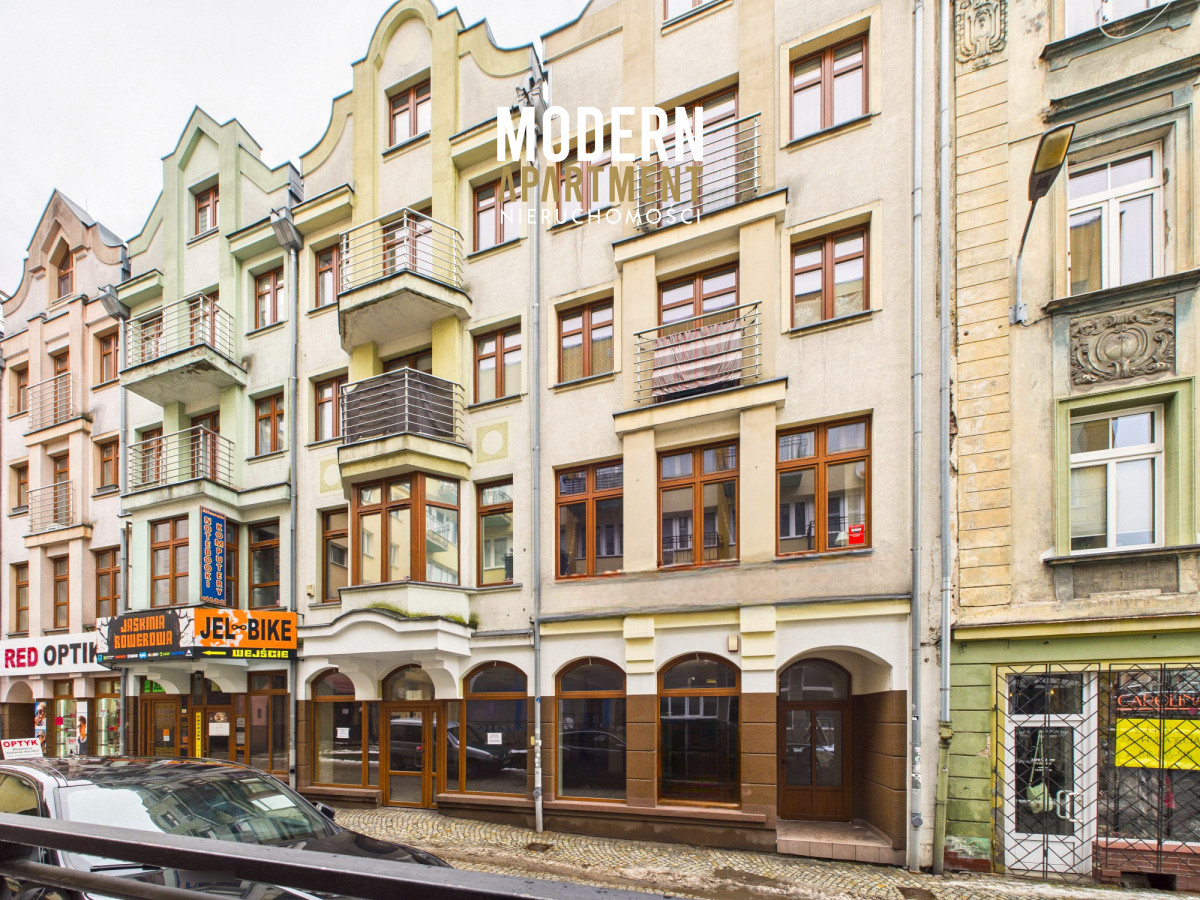 Komercyjny na sprzedaż