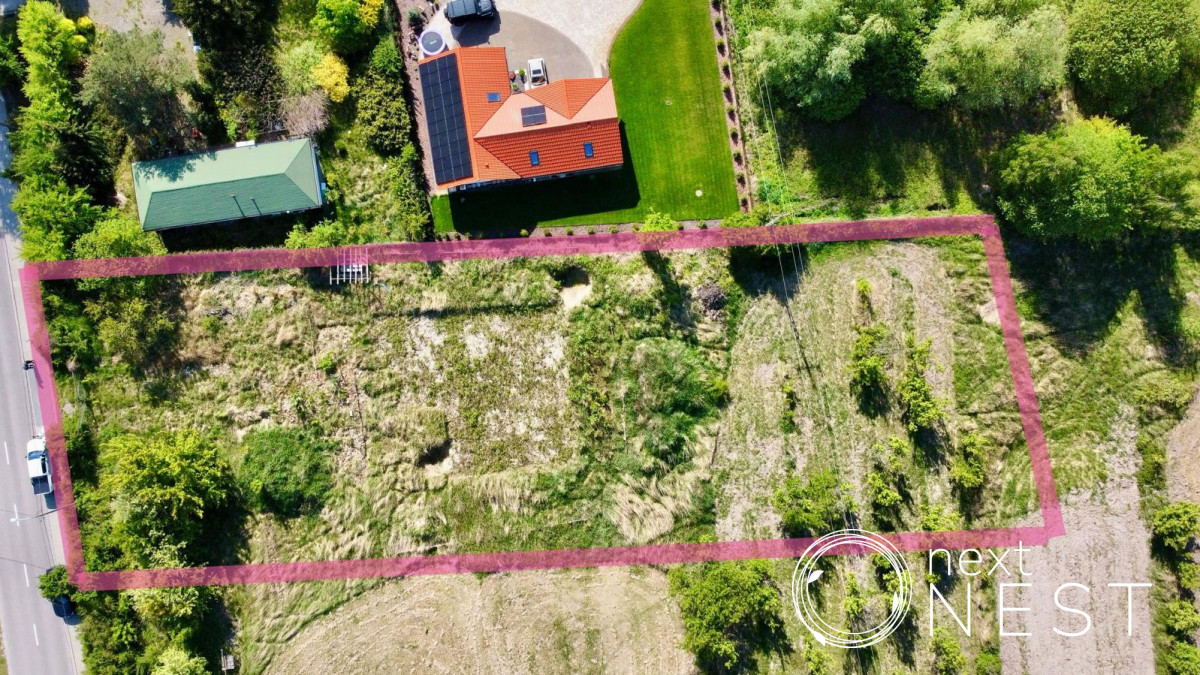 Działka na sprzedaż