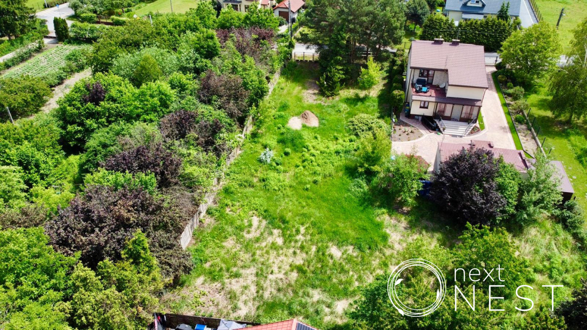 Działka na sprzedaż