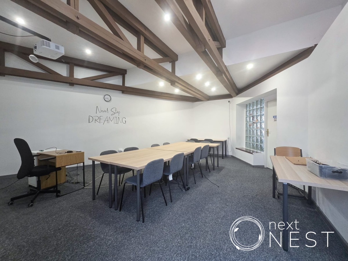 Komercyjny na wynajem