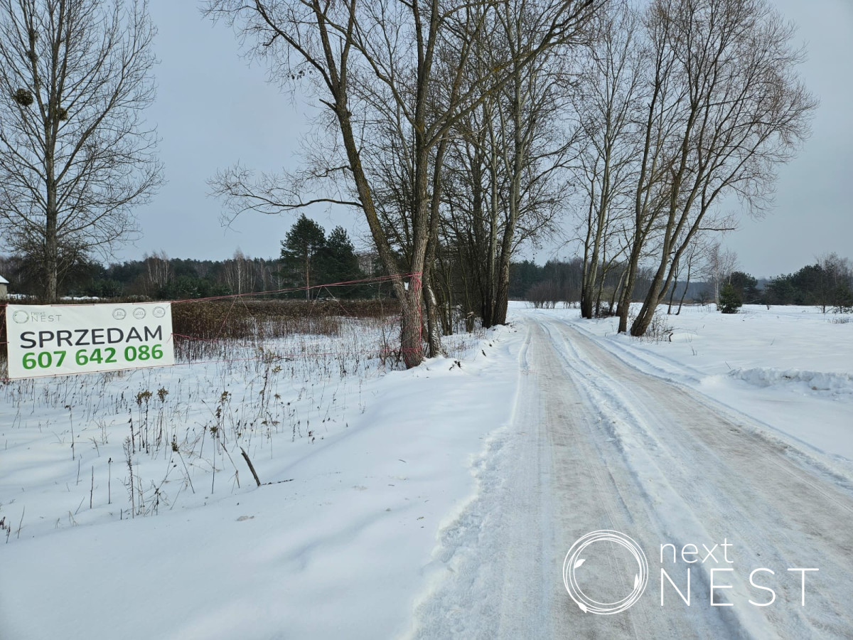 Działka na sprzedaż