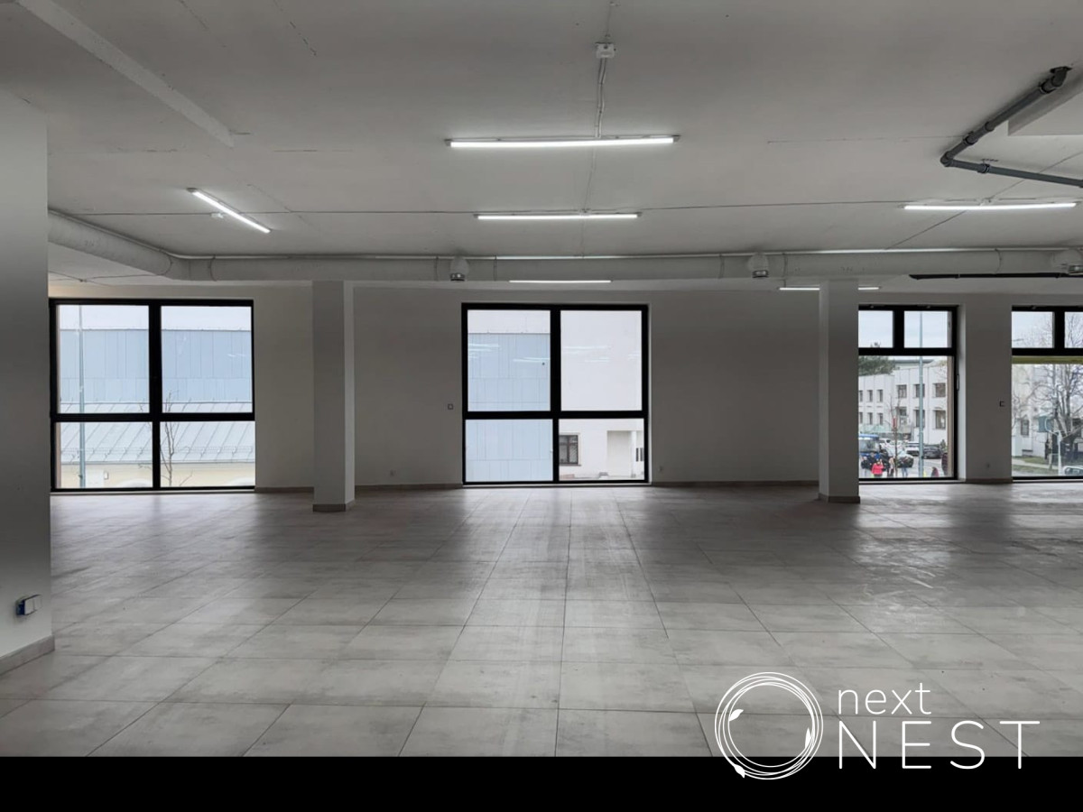 Komercyjny na wynajem