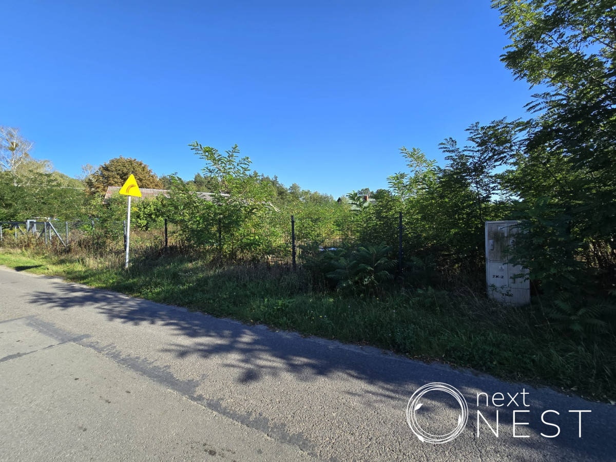 Działka na sprzedaż