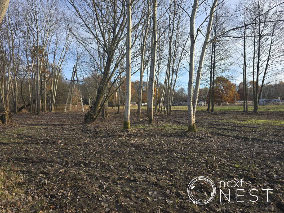 Działka na sprzedaż