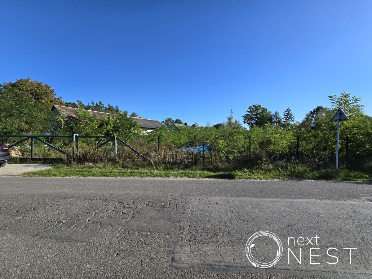 Działka na sprzedaż