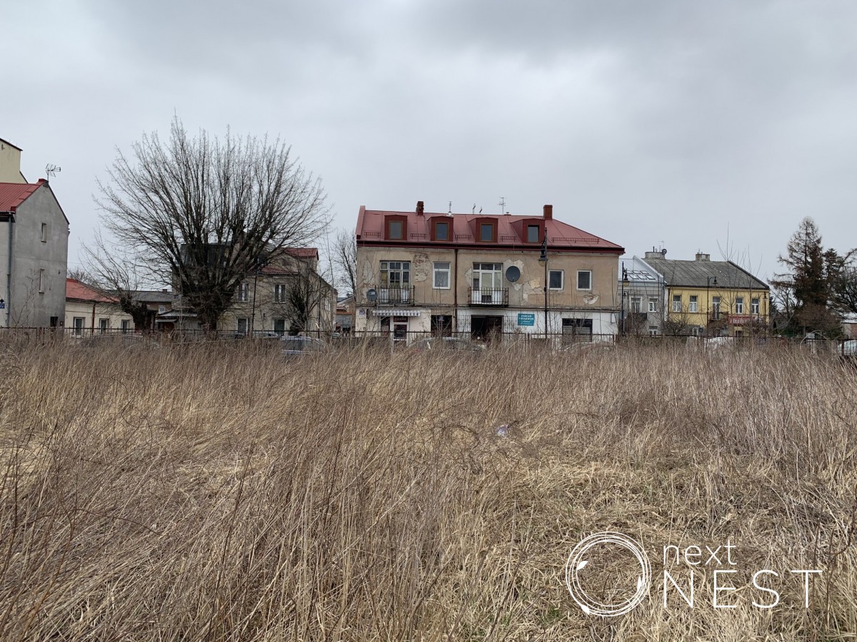 Działka na sprzedaż