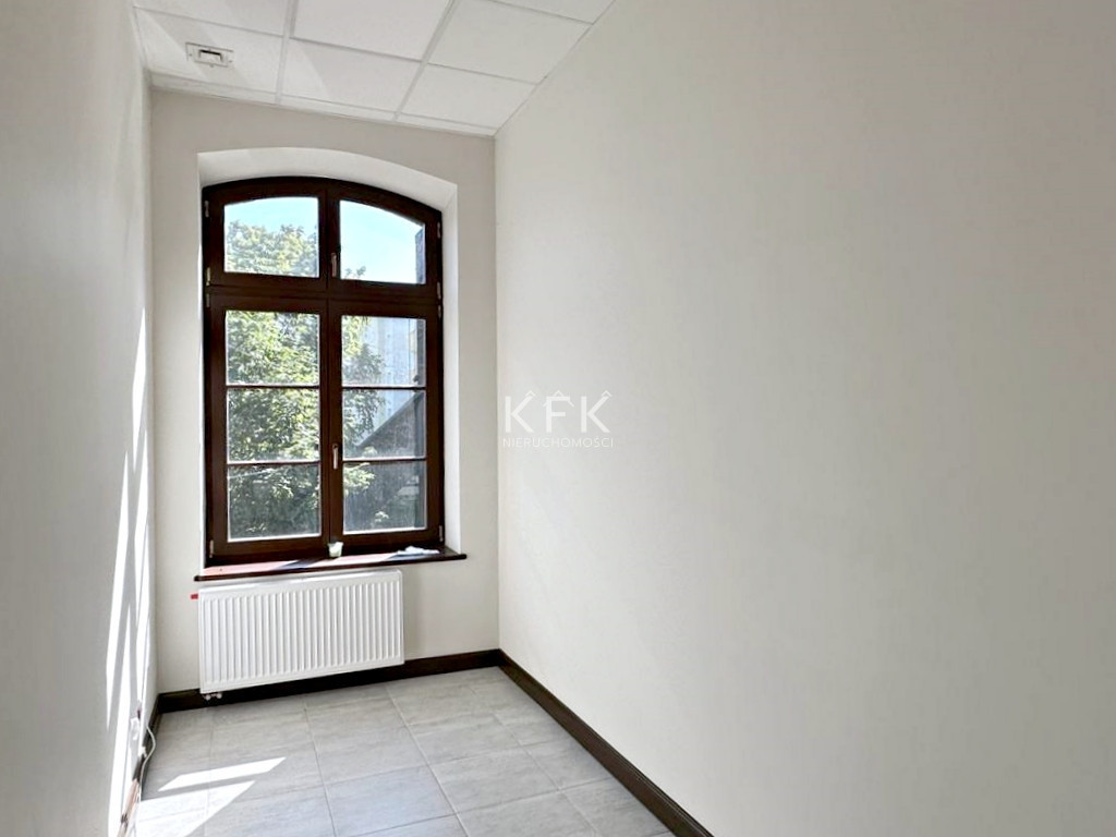 Komercyjny na wynajem
