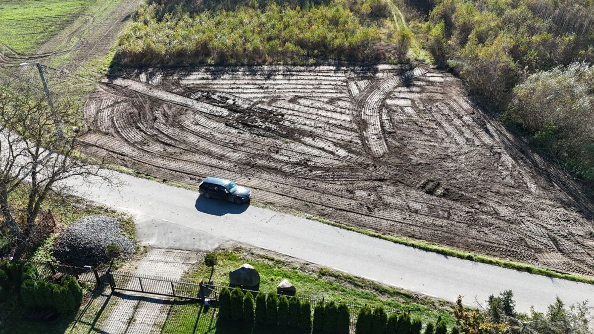 Działka na sprzedaż