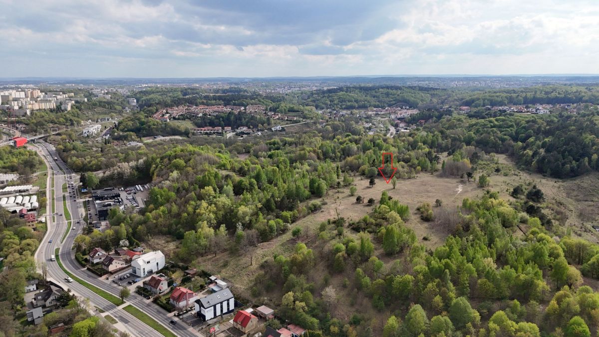 Działka na sprzedaż