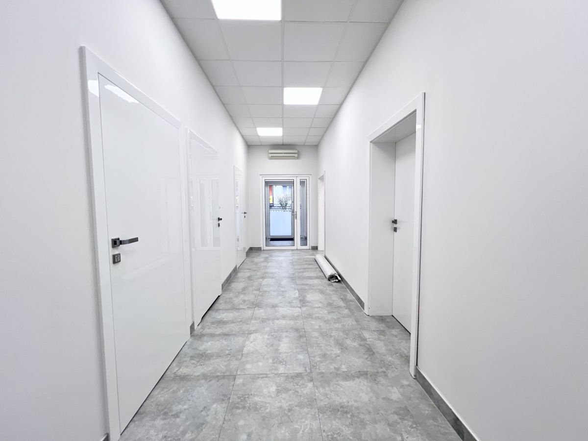 Komercyjny na sprzedaż