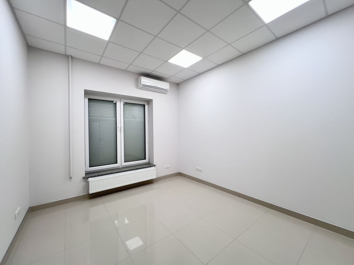 Komercyjny na sprzedaż