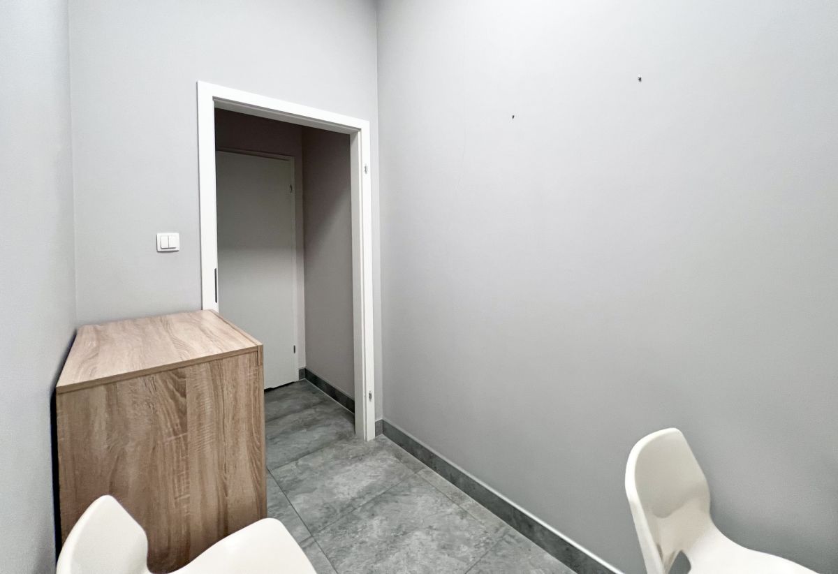 Komercyjny na sprzedaż