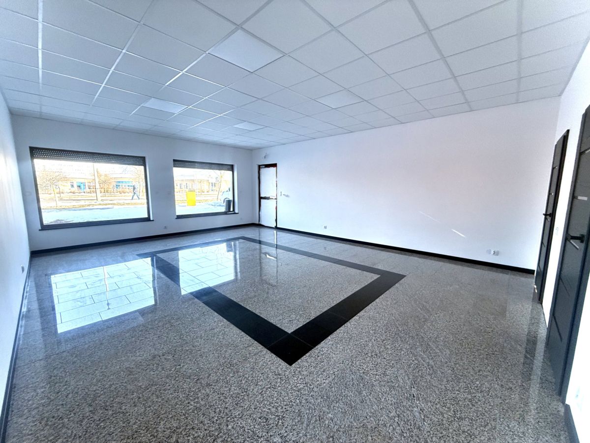 Komercyjny na wynajem