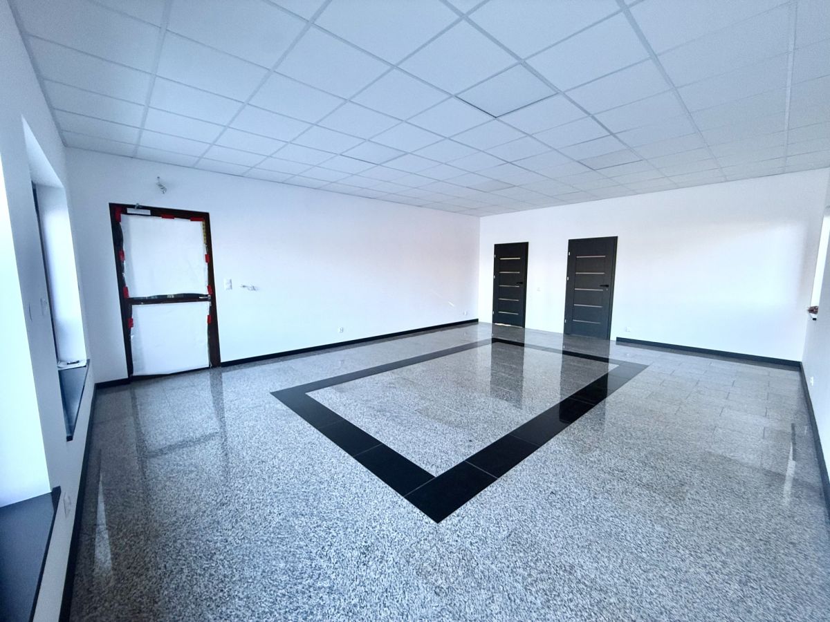 Komercyjny na wynajem