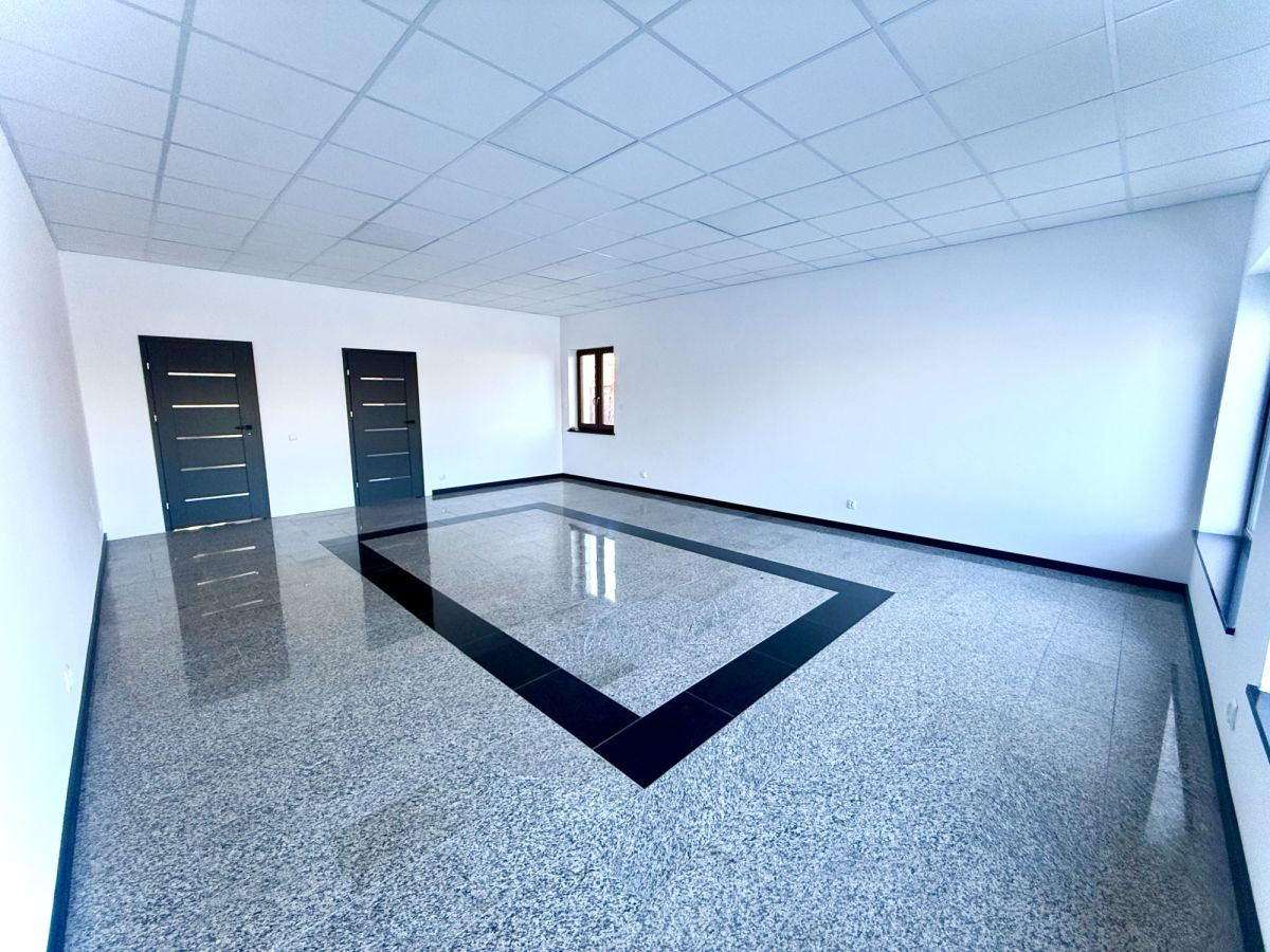 Komercyjny na wynajem