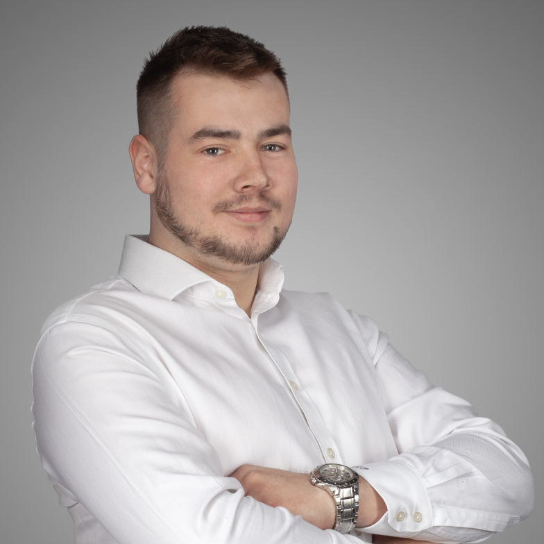 PAWEŁ BULENGER