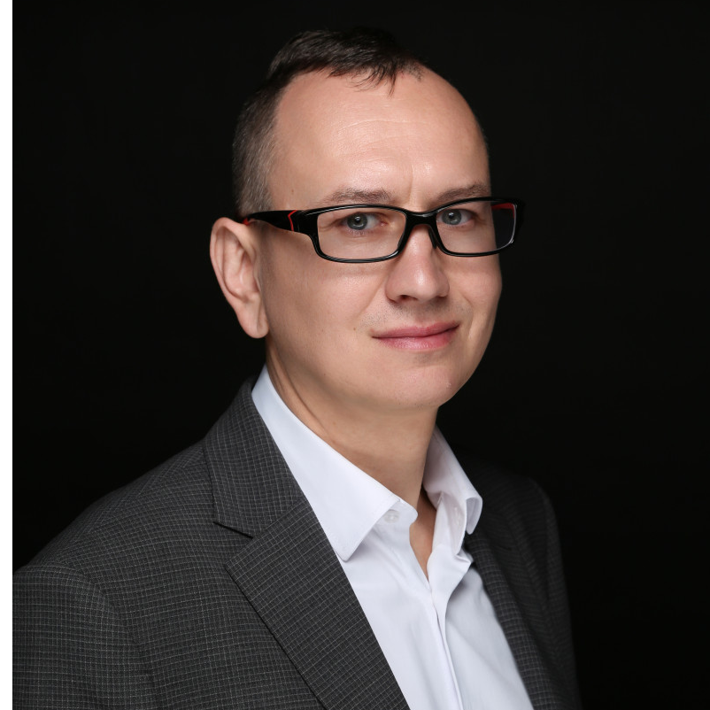 TOMASZ WRZESIŃSKI